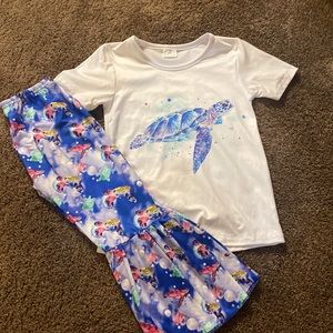 Sea turtle outfit